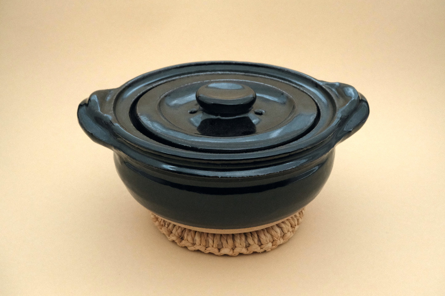 Azmaya Igayaki 3 go rice cooker donabe clay pot made at the Kōbō kiln in Mie