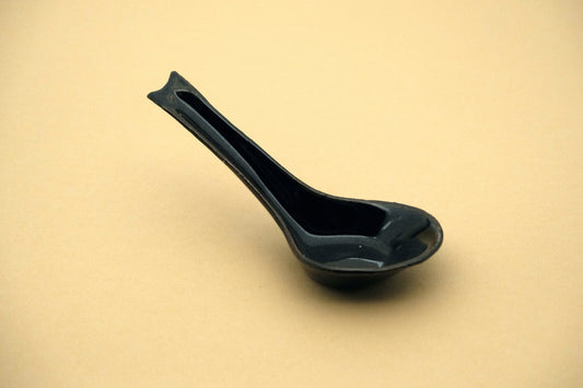 Azmaya Igayaki renge soup spoon with a black glaze made at the Kōbō kiln in Mie