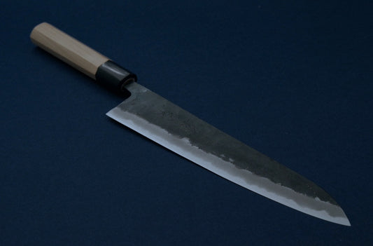 Yoshihiro RGB blauw 2 kurouchi gyuto 210 met een achthoekig handvat van ho-hout en buffelhoorn