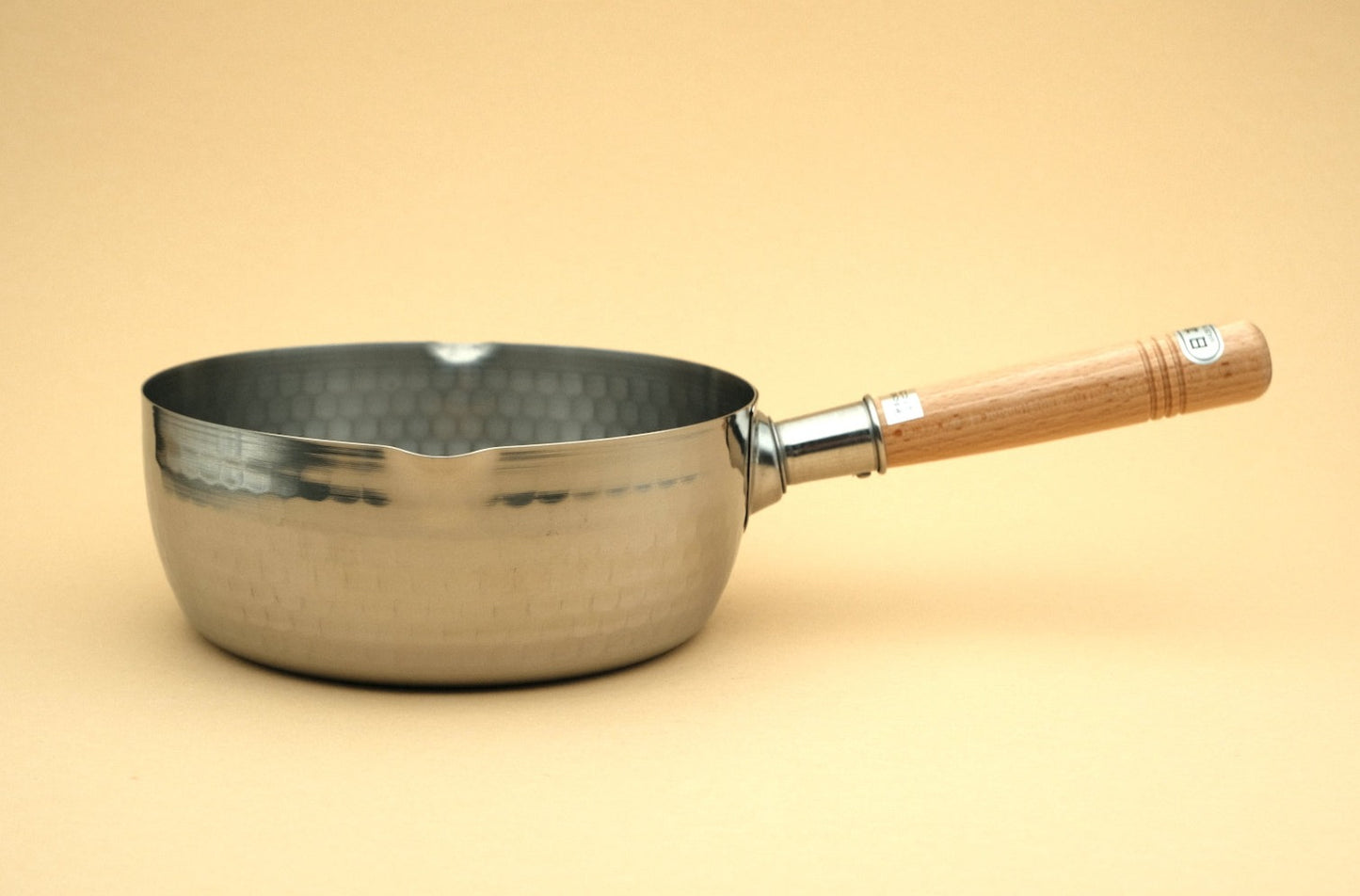 Yukihira sauce pan made of stainless steel with a wooden handle 20